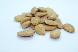 Almendra frita