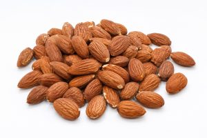 Almendra piel